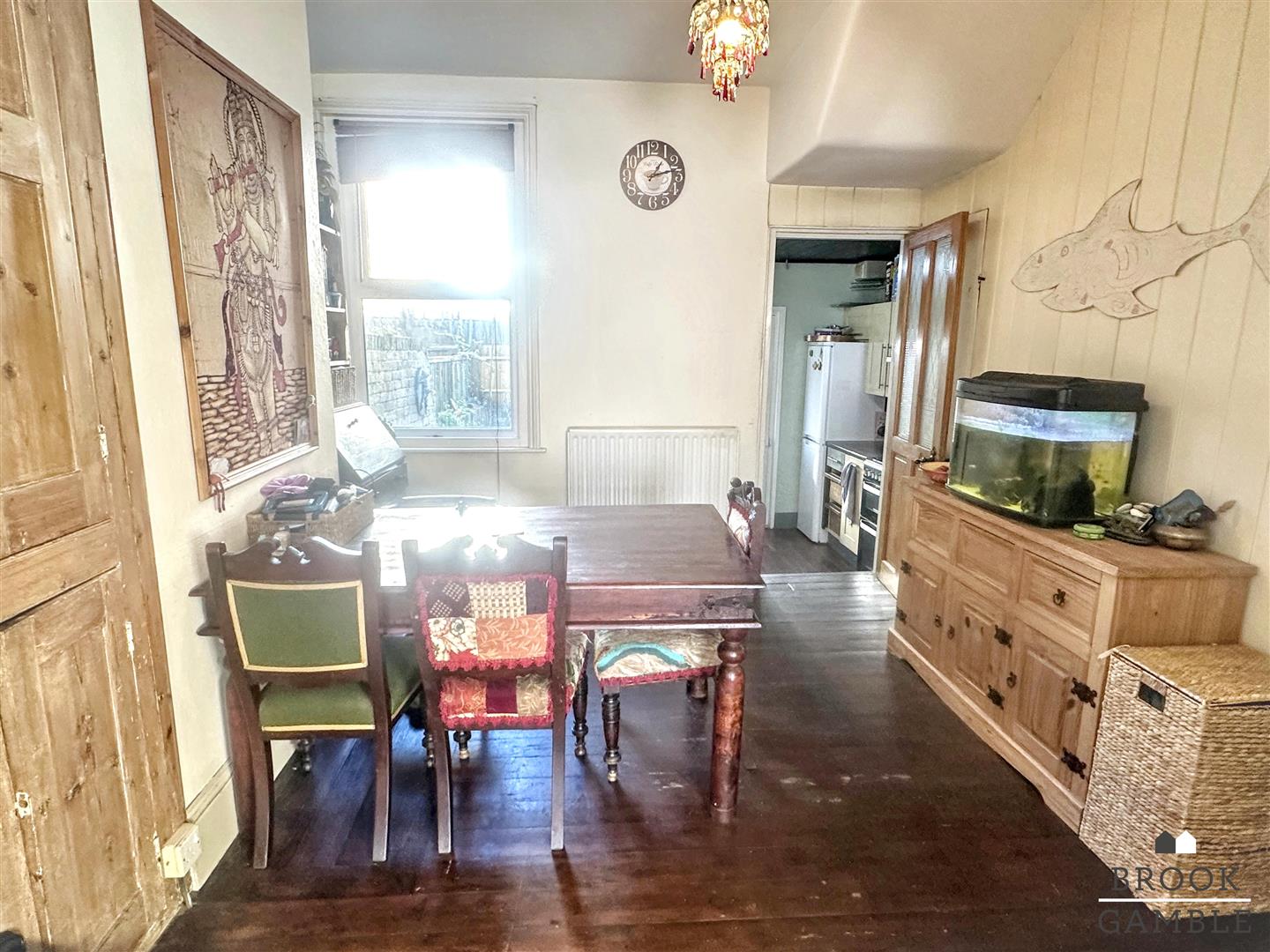 2 Bedroom House - Mid Terrace. Lower Road in Eastbourne, East Sussex 5